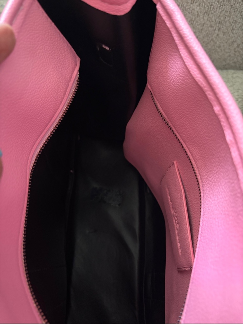 *FASHION ~Tote Bag in Pink - Picture 9 of 9